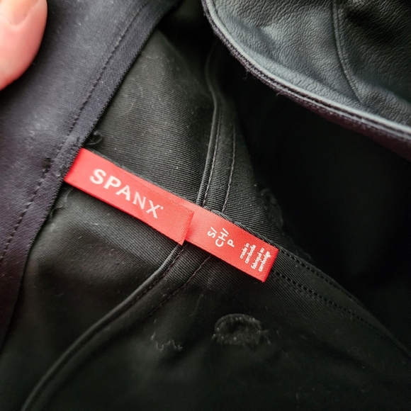 SPANX Leather-Like Straight Leg Pant in black size Small - Picture 5 of 10